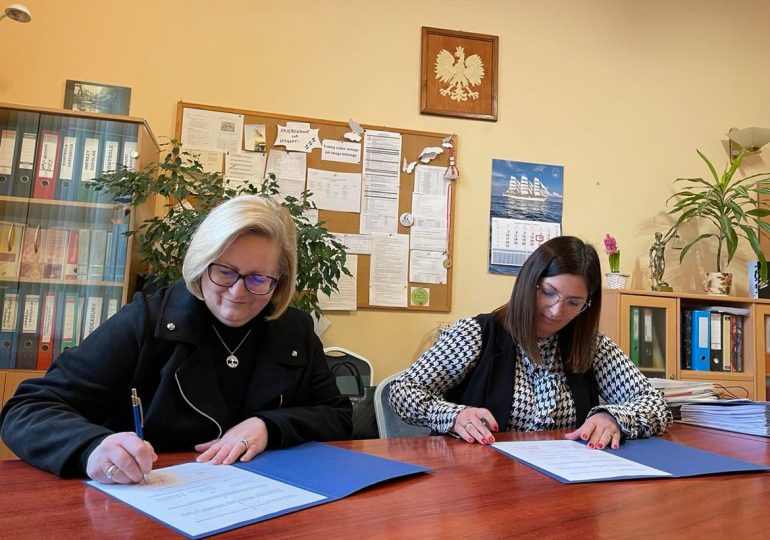 Podpisanie porozumień i zawarcie formalnej współpracy na rzecz uczącej się młodzieży z naszej szkoły z PUP