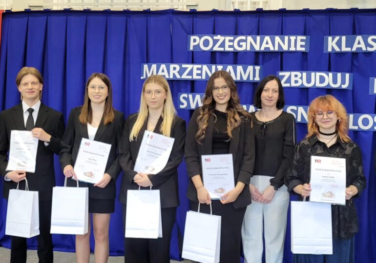 Pożegnanie klas czwartych